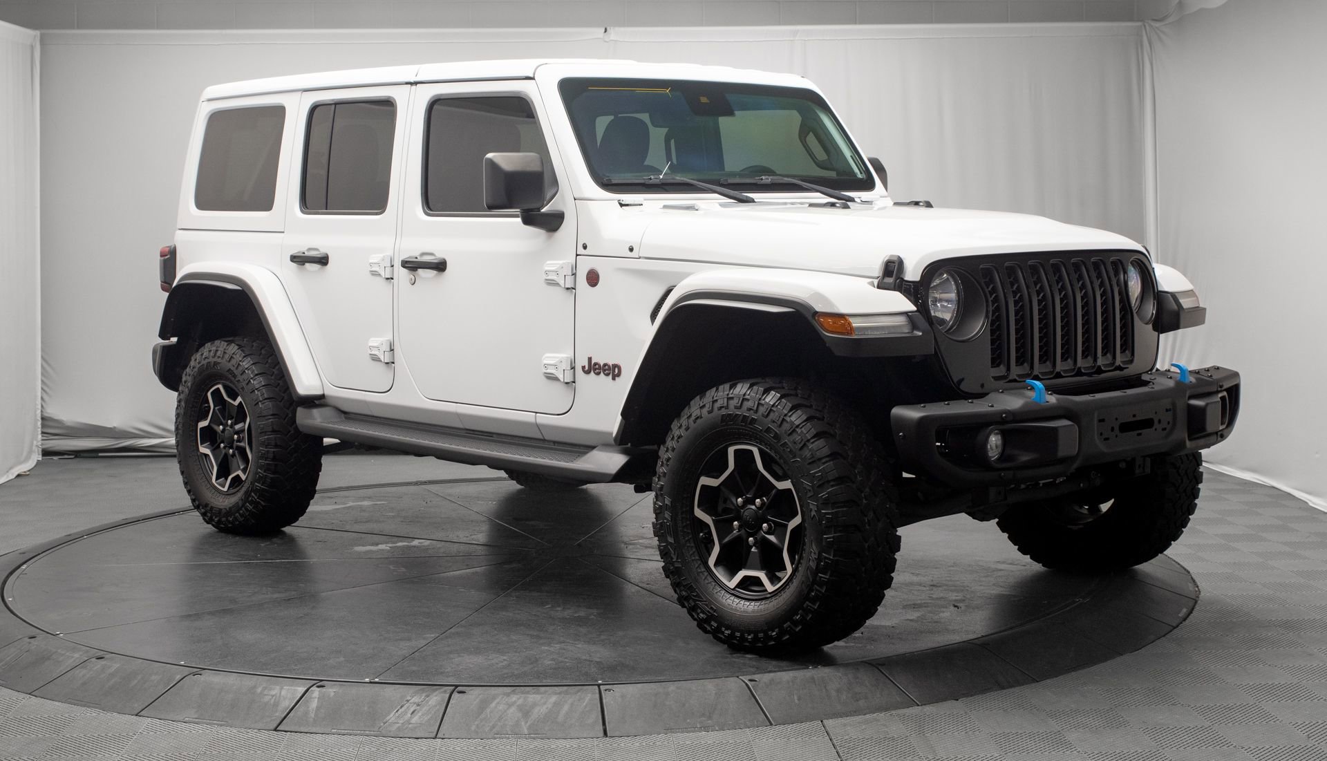 Used 2024 Jeep Wrangler Unlimited Rubicon AWD/4WD image 10