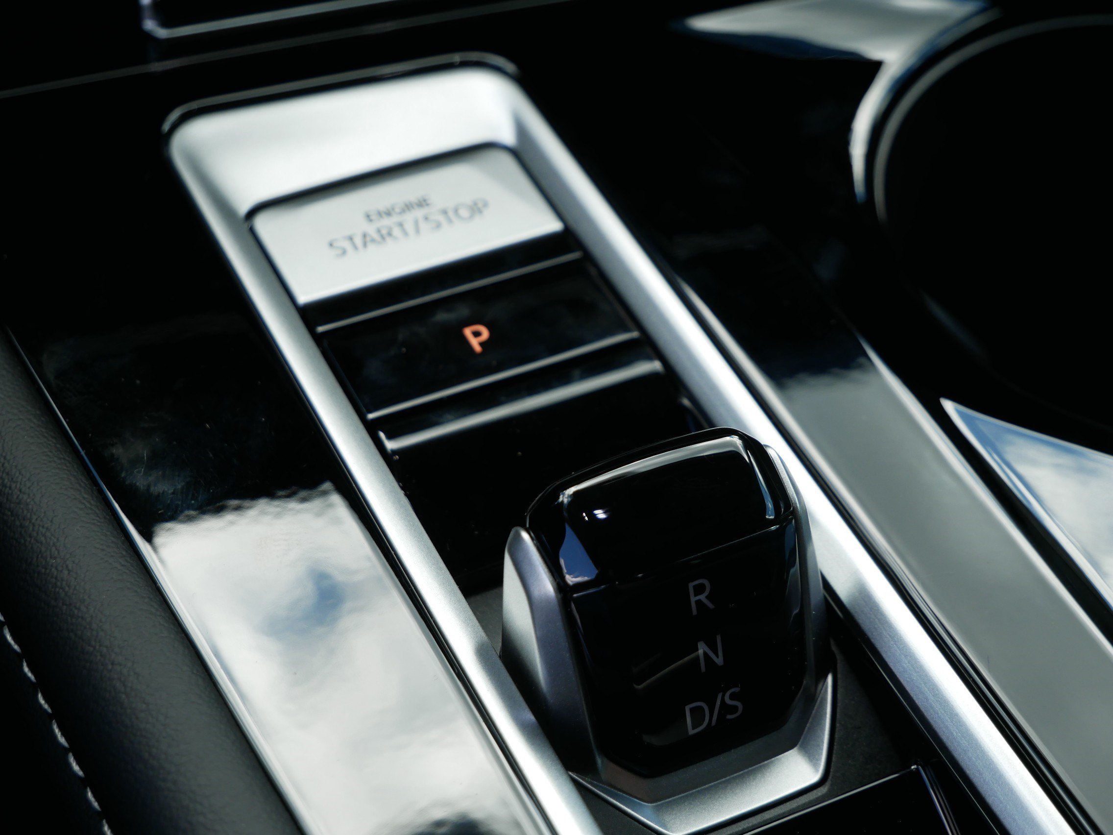 New 2026 Volkswagen Atlas SE AWD/4WD image 9