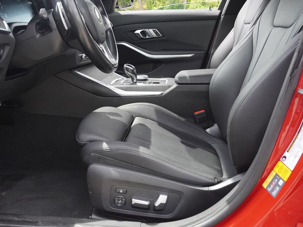 Used 2021 BMW 330e w/ Convenience Package RWD image 26