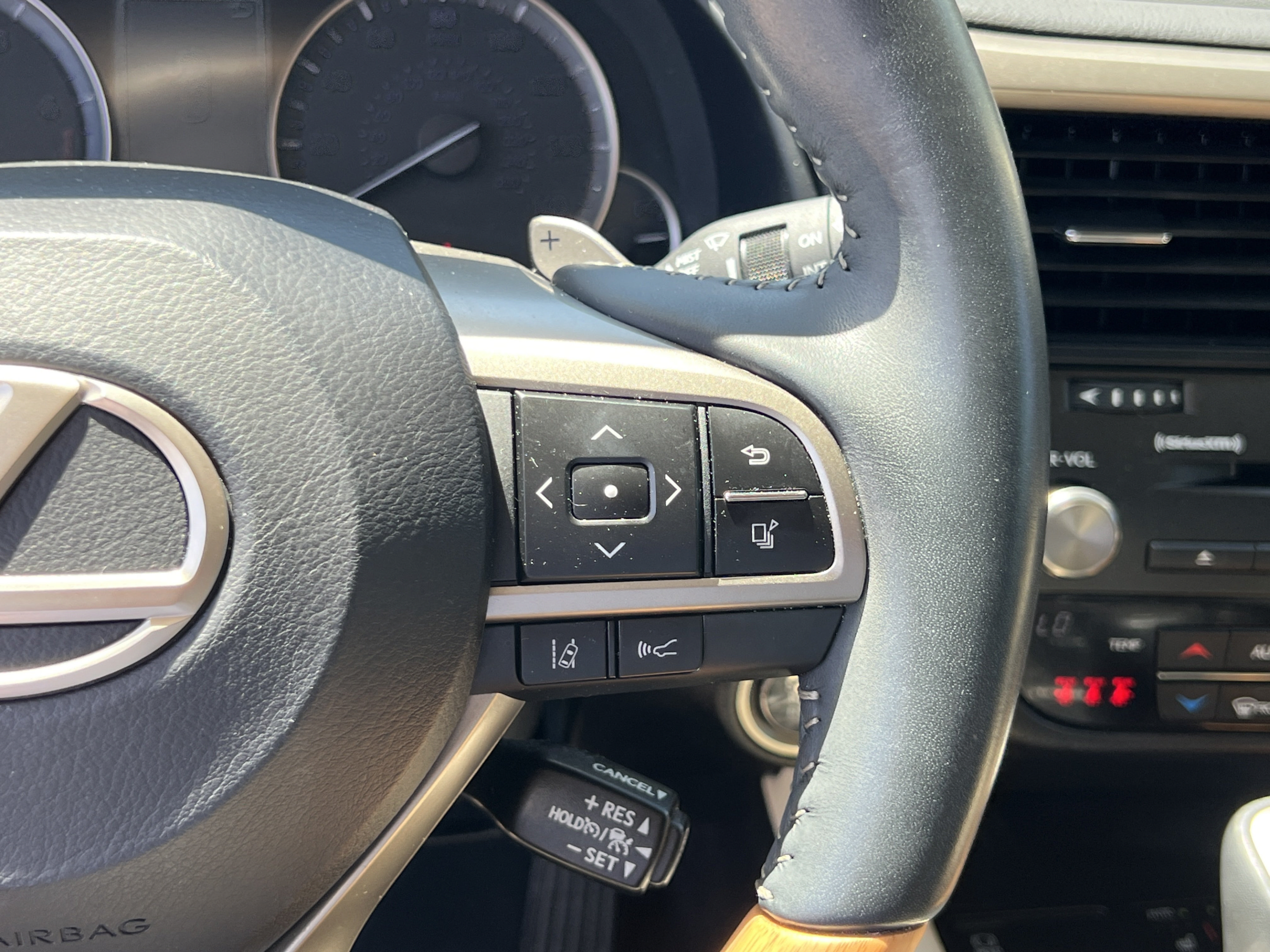 Used 2022 Lexus RX 350 FWD w/ Premium Package image 13