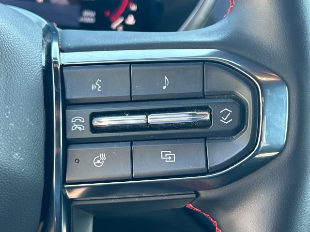 Used 2024 GMC Canyon AT4X AWD/4WD image 33