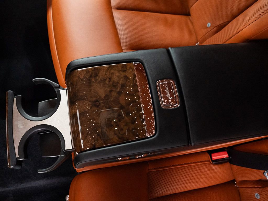 Certified 2023 Rolls-Royce Phantom Sedan RWD image 27