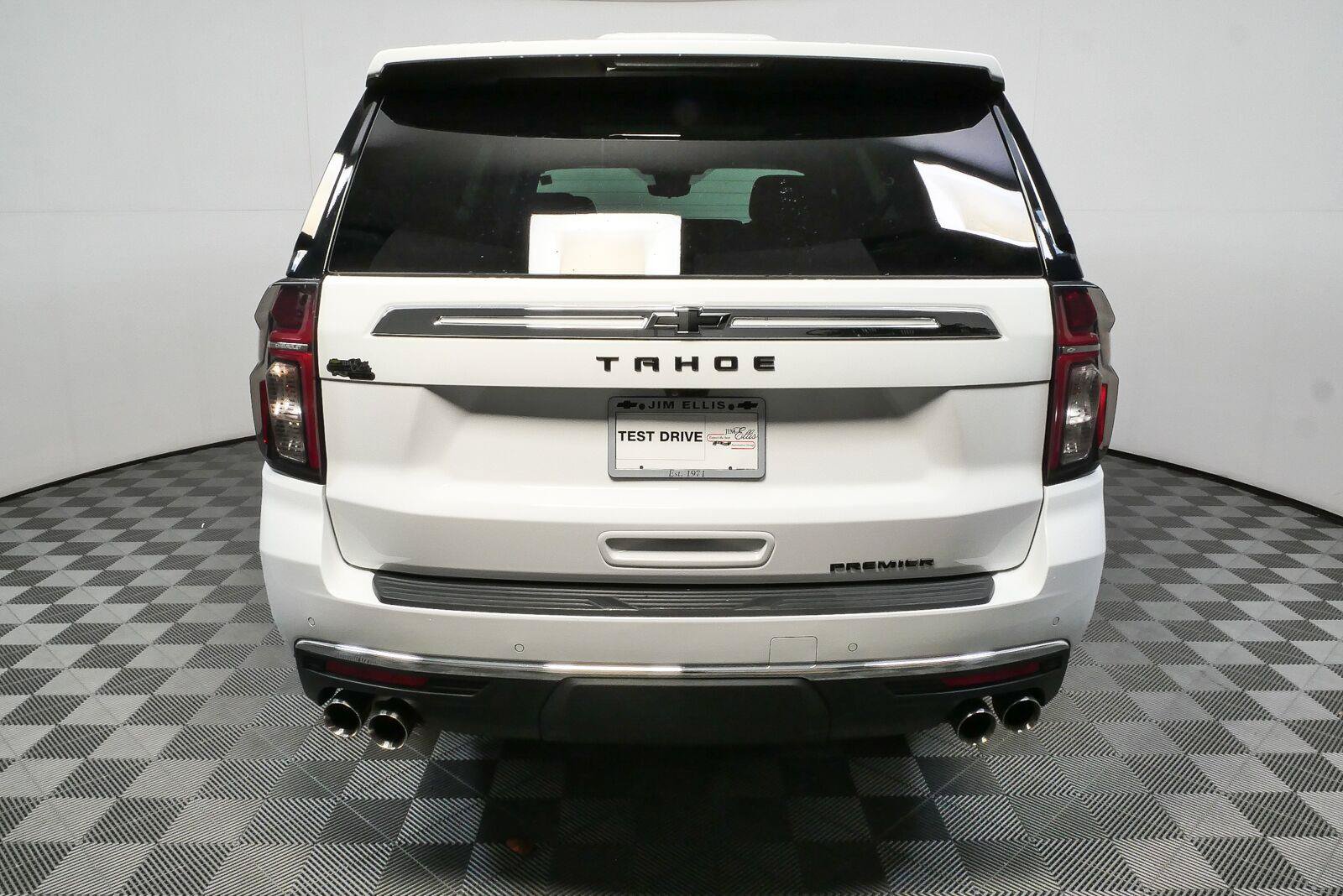 Certified 2023 Chevrolet Tahoe Premier w/ Premium Package 2 AWD/4WD image 29