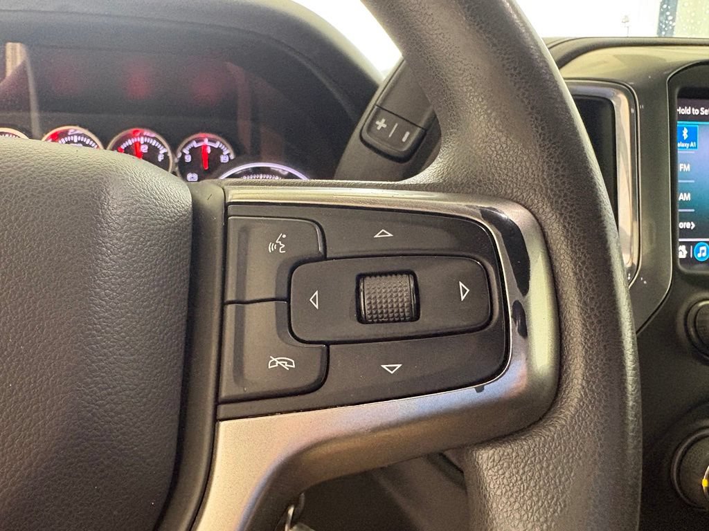 Used 2020 Chevrolet Silverado 1500 LT w/ Trailering Package AWD/4WD image 5