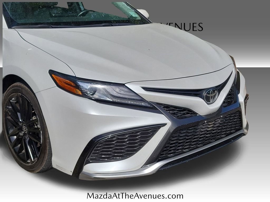 Used 2023 Toyota Camry XSE image 5