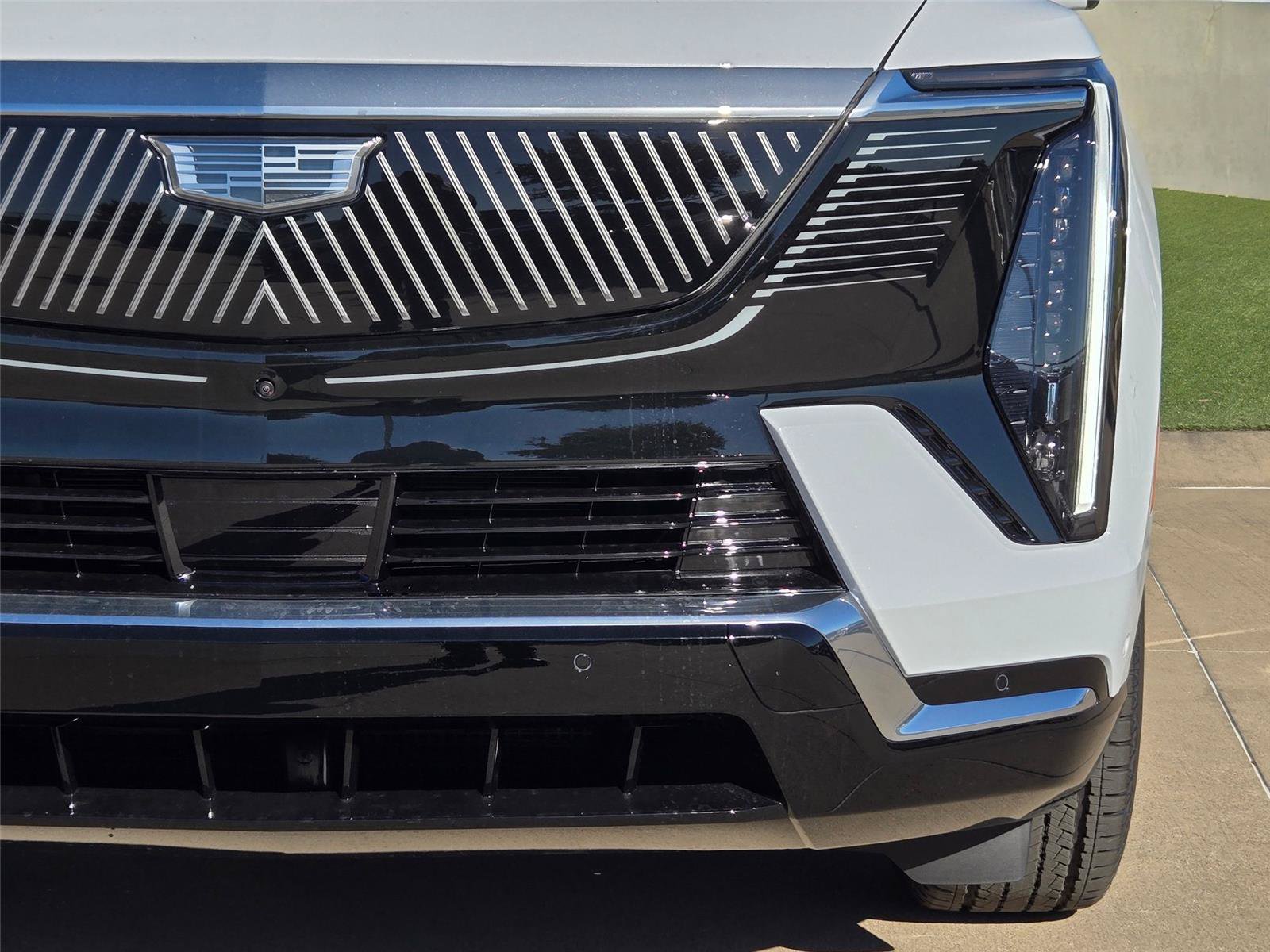 New 2026 Cadillac Escalade IQL Luxury AWD/4WD image 6