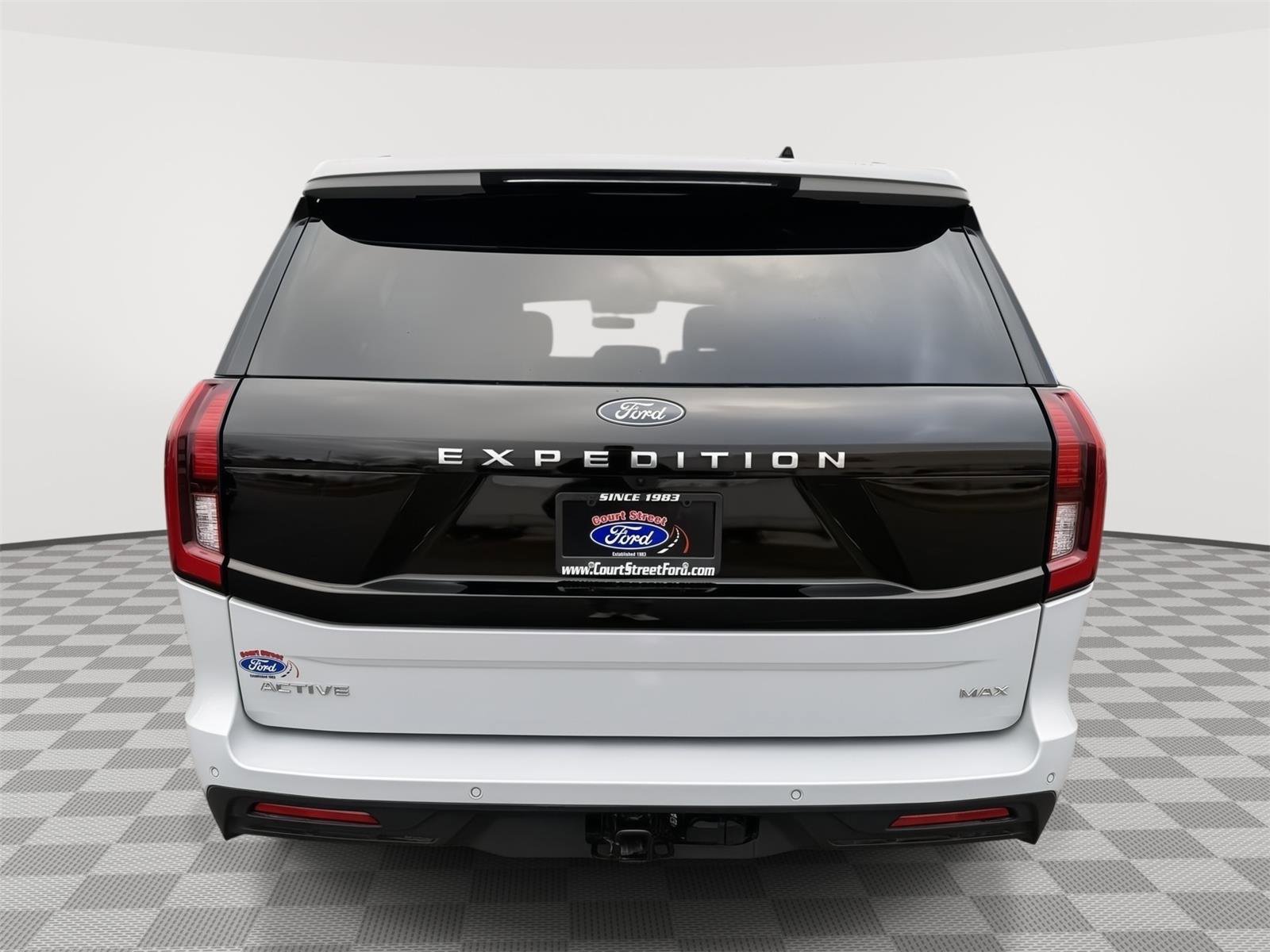 Certified 2025 Ford Expedition Max Active image 2
