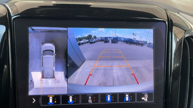 Used 2020 Chevrolet Traverse Premier FWD image 15