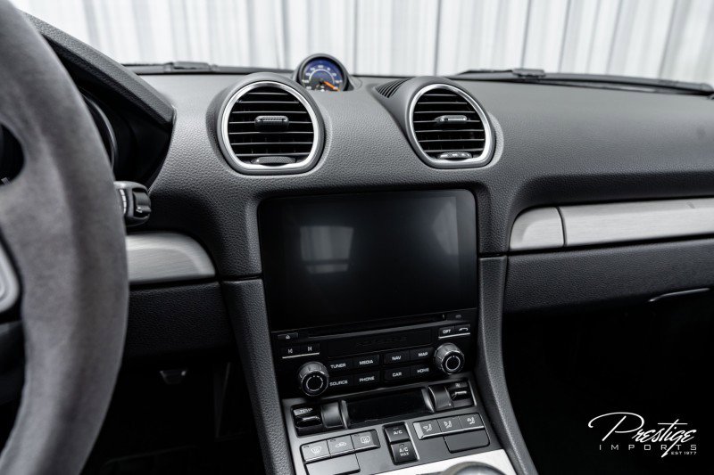 Used 2020 Porsche 718 Cayman GT4 image 30