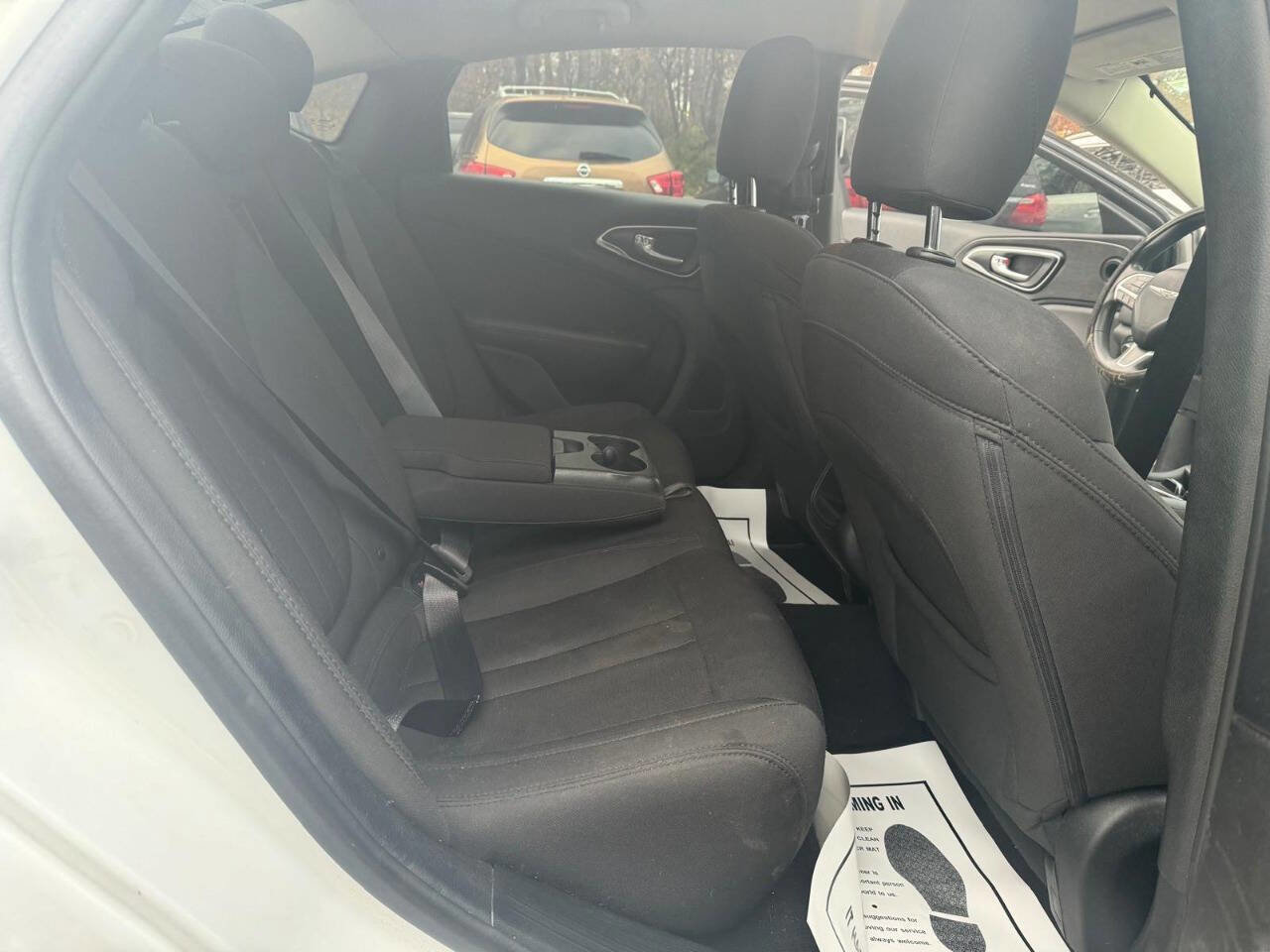 Used 2016 Chrysler 200 Limited image 28