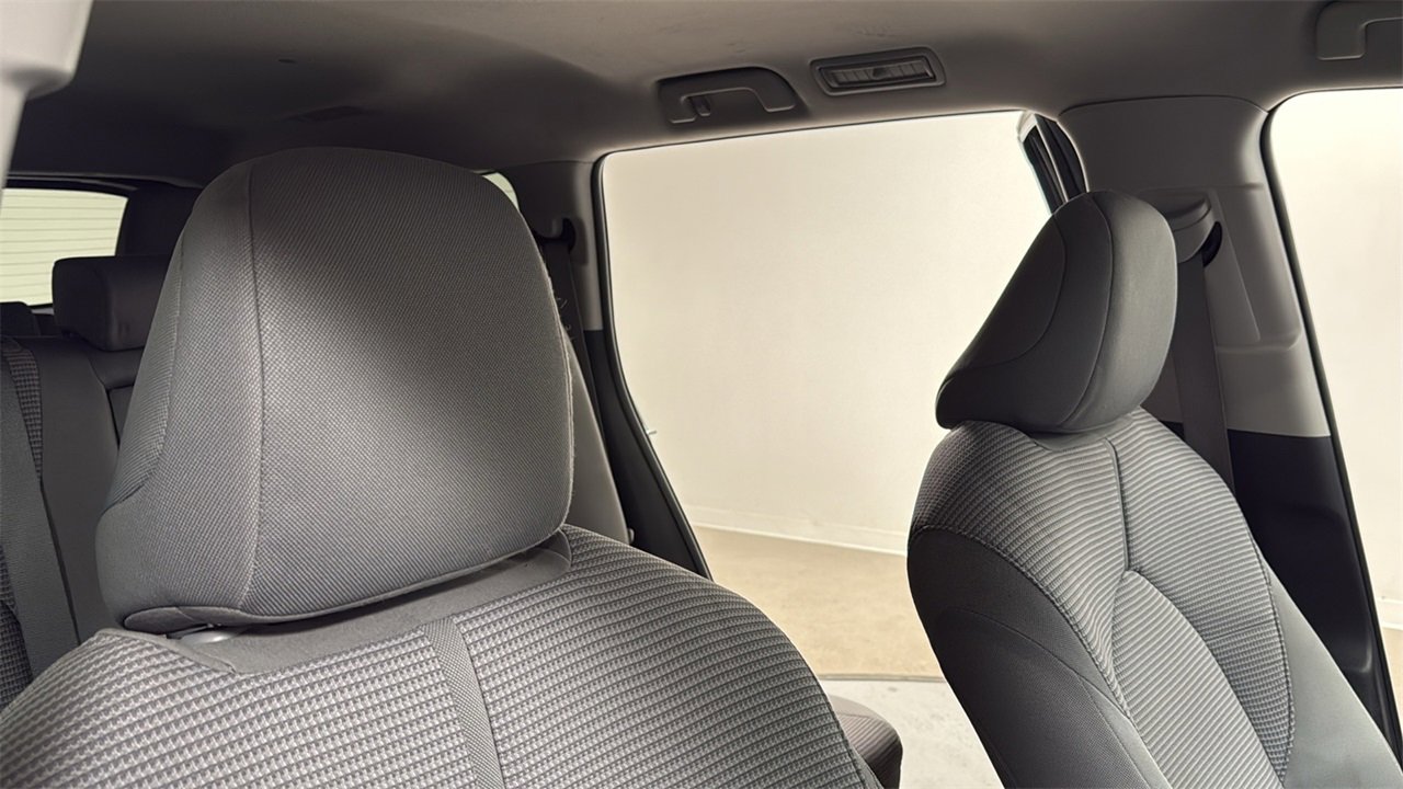 Certified 2024 Toyota Highlander LE image 20