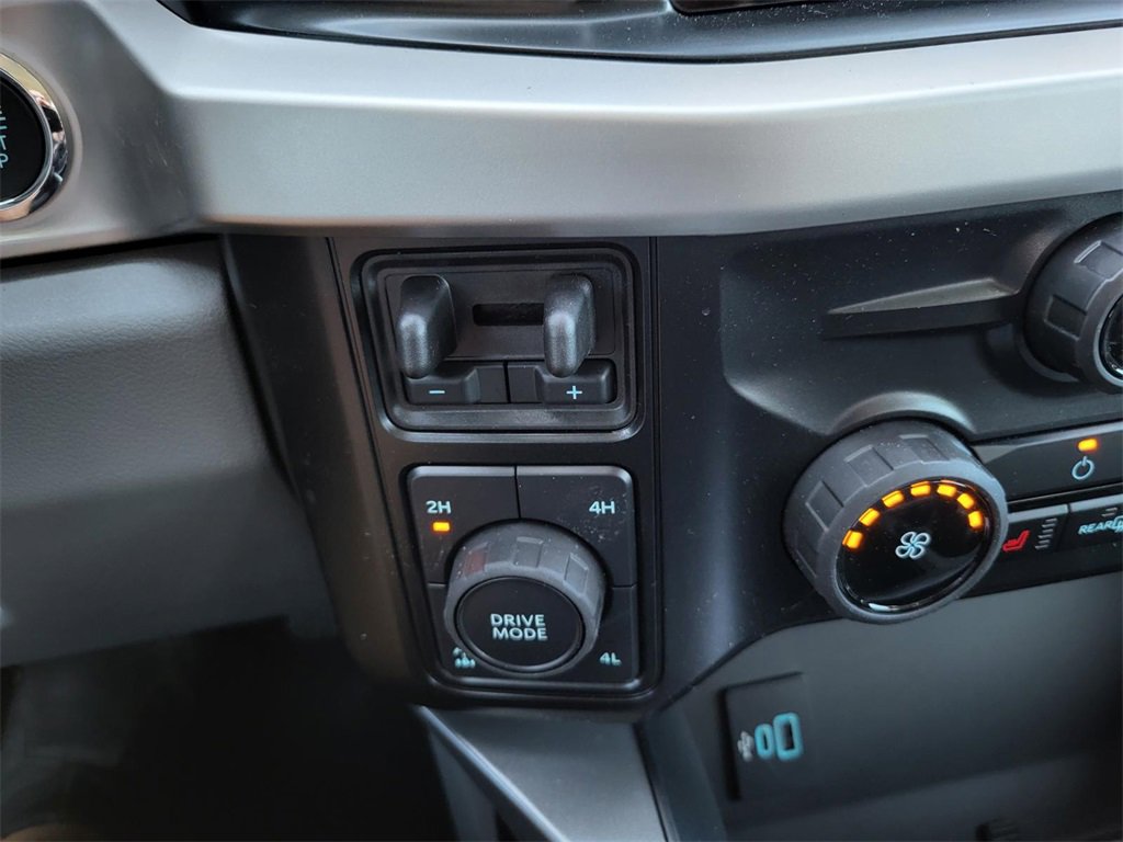 New 2025 Ford F250 XLT w/ Black Appearance Package image 14