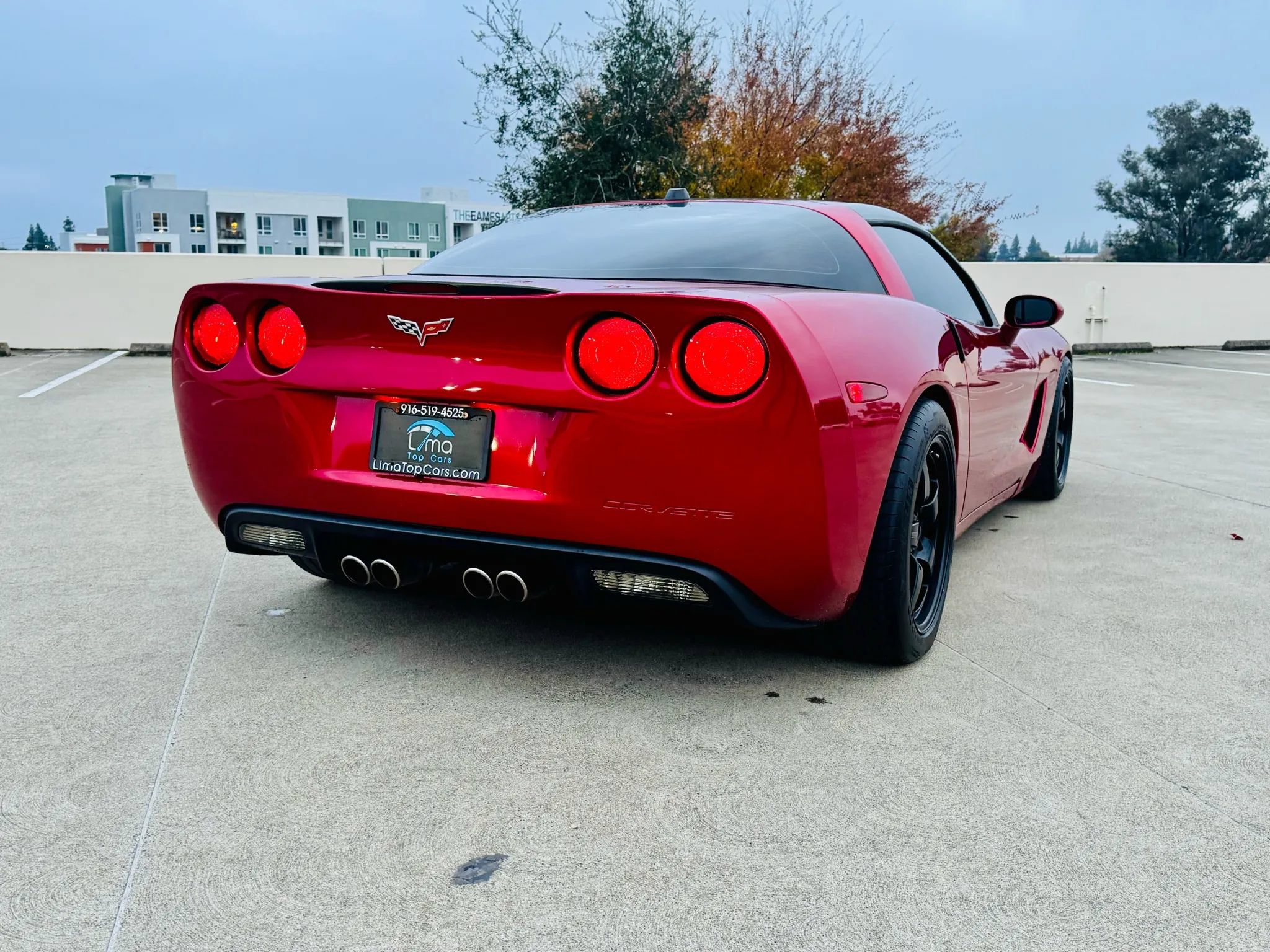 Used 2005 Chevrolet Corvette Coupe w/ Preferred Equipment Group RWD image 12