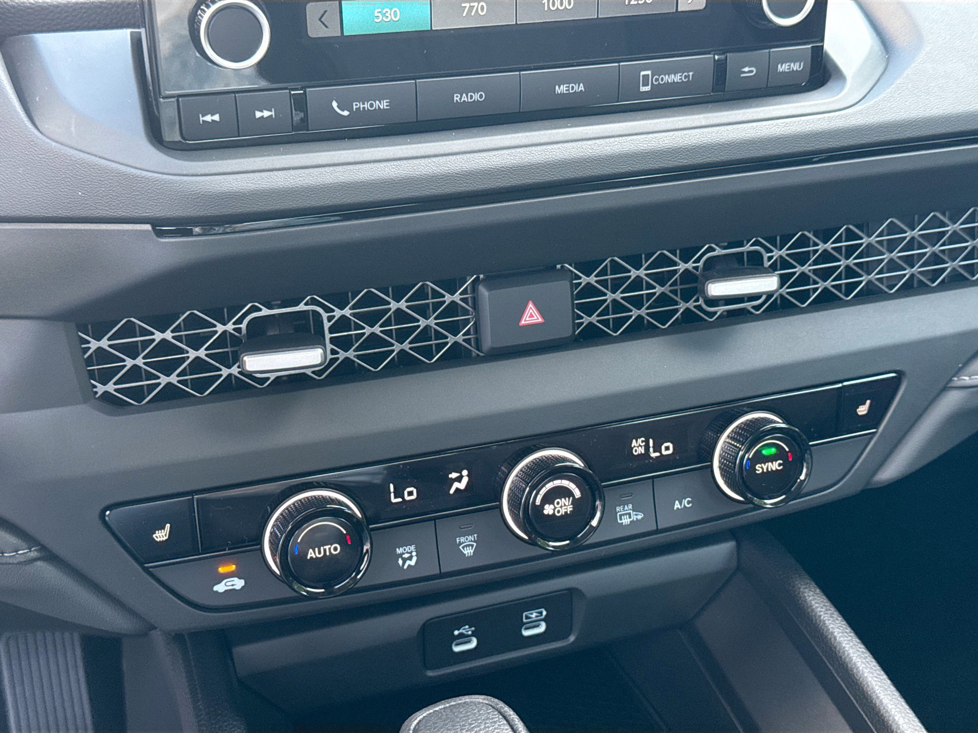 New 2025 Honda Accord SE image 12