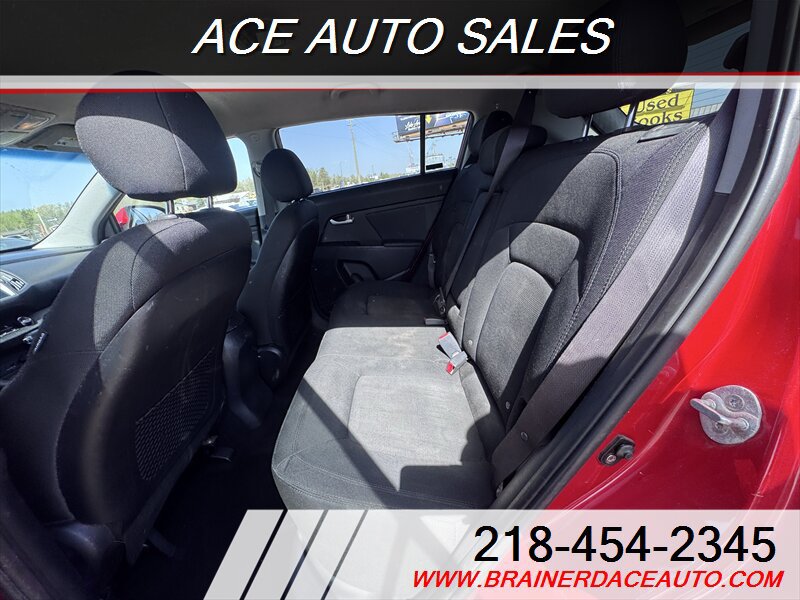 Used 2013 Kia Sportage LX AWD/4WD image 12