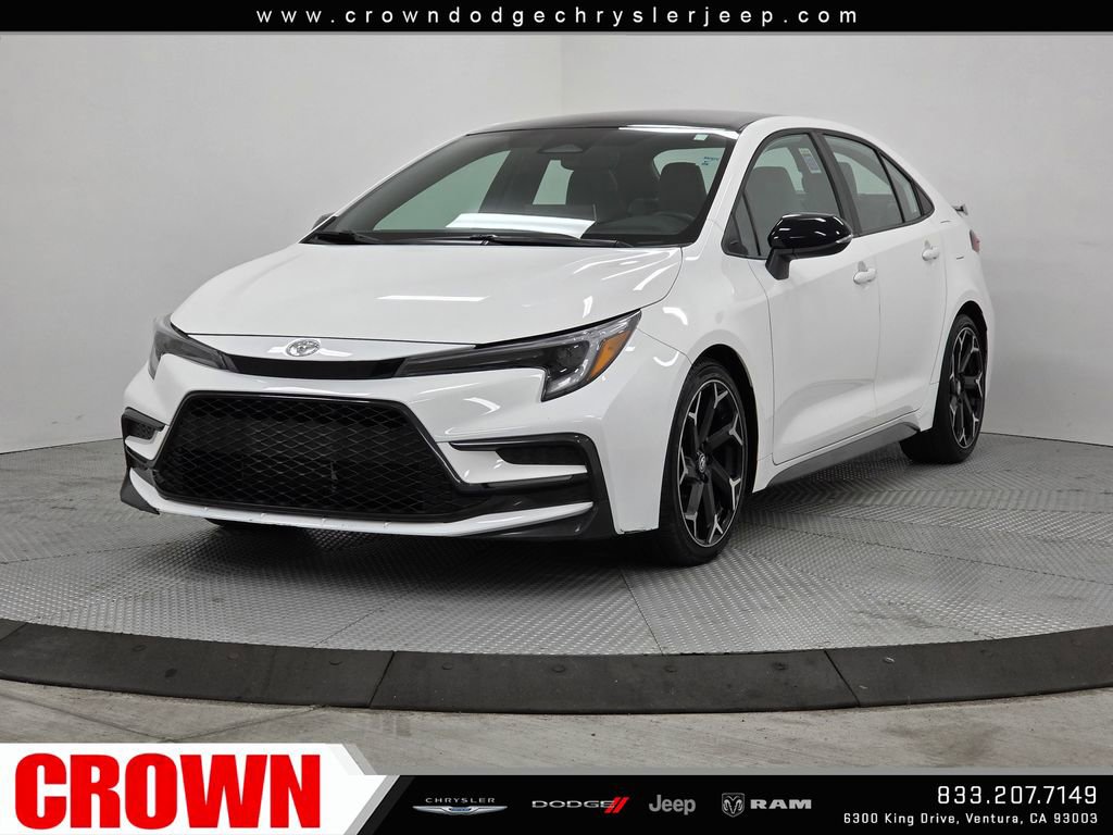 Used 2025 Toyota Corolla FX w/ Convenience Package FWD image 3