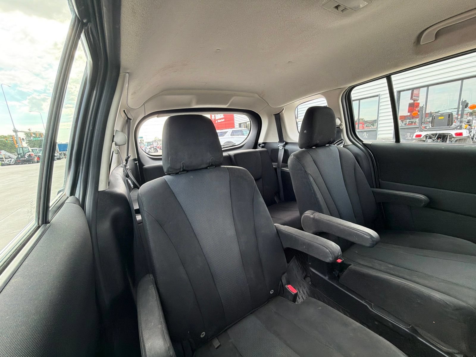 Used 2014 MAZDA MAZDA5 Sport FWD image 10