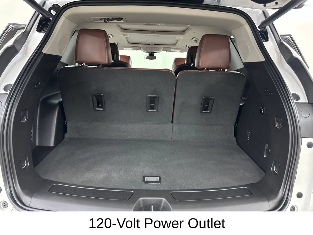 Used 2018 Buick Enclave Avenir w/ Avenir Technology Package AWD/4WD image 32