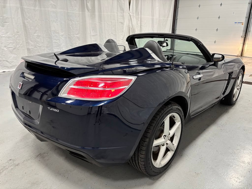 Used 2007 Saturn Sky Red Line RWD image 7
