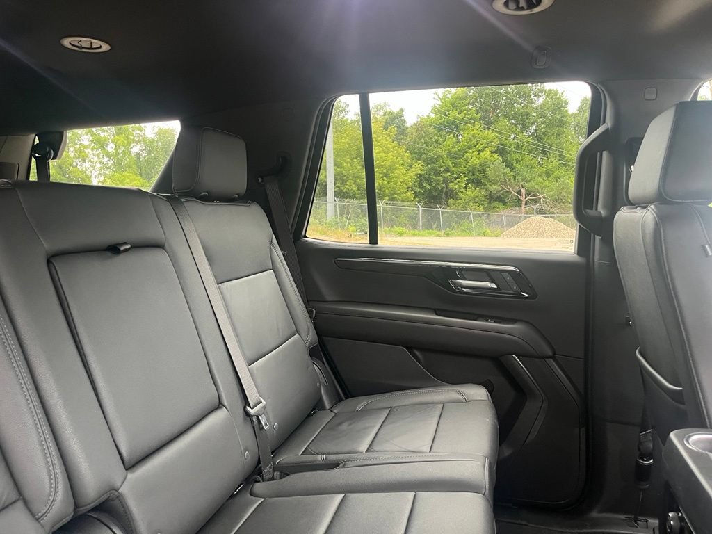 Used 2025 Chevrolet Tahoe LT AWD/4WD image 40