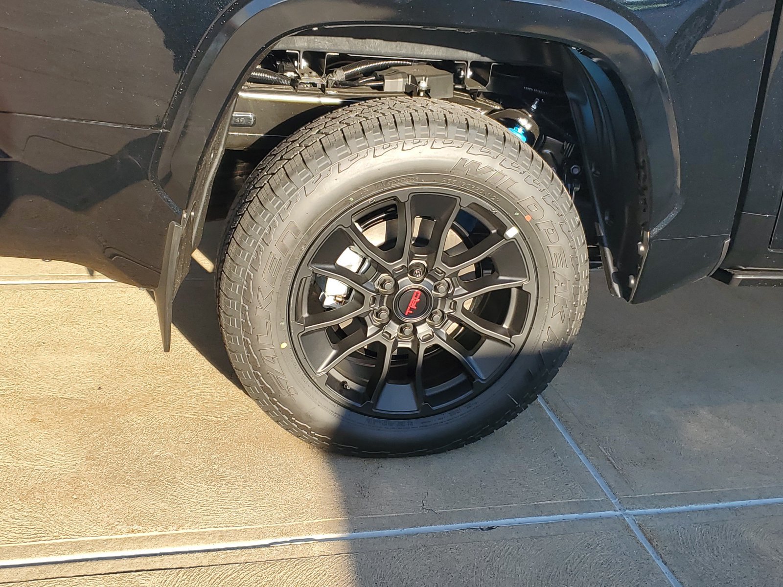 New 2026 Toyota Tundra Platinum w/ TRD Off-Road Package AWD/4WD image 5