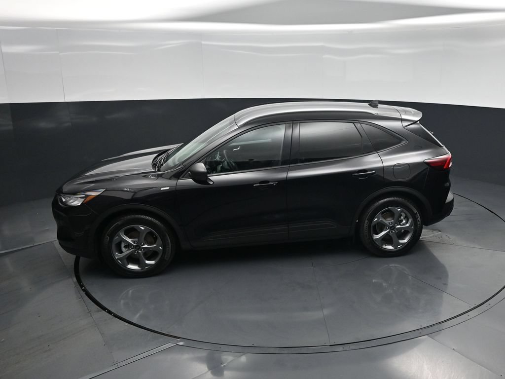 Certified 2025 Ford Escape ST-Line FWD image 41