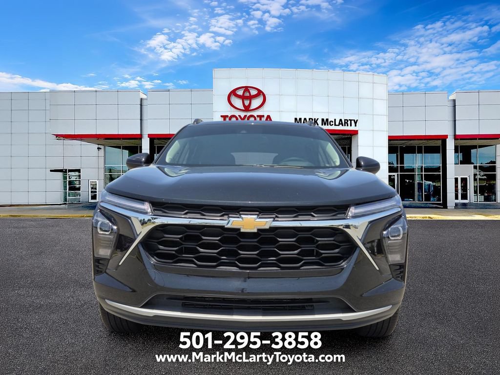 Used 2025 Chevrolet Trax LT w/ Driver Confidence Package FWD image 8