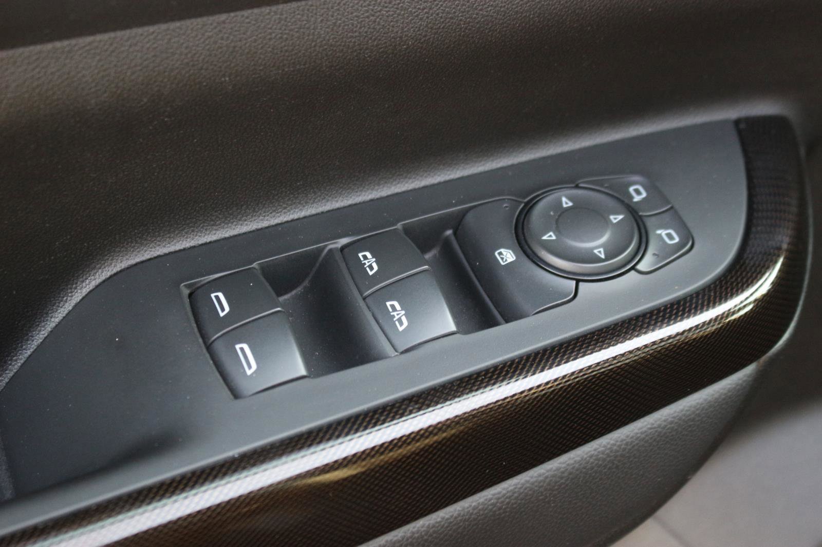 Used 2023 GMC Acadia AT4 AWD/4WD image 15