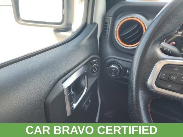 Used 2021 Jeep Gladiator Mojave AWD/4WD image 39