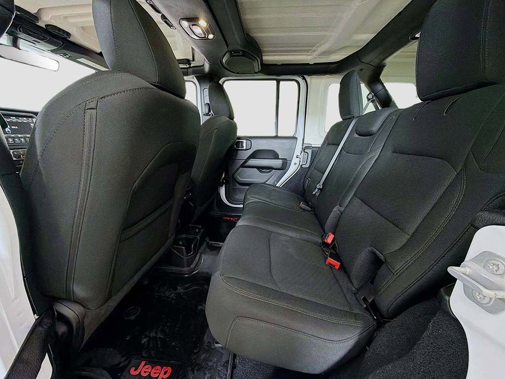 Used 2021 Jeep Wrangler Unlimited Sahara w/ Uconnect 4C Nav & Sound Group image 23