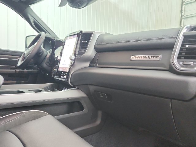 New 2026 RAM 2500 Laramie AWD/4WD image 46