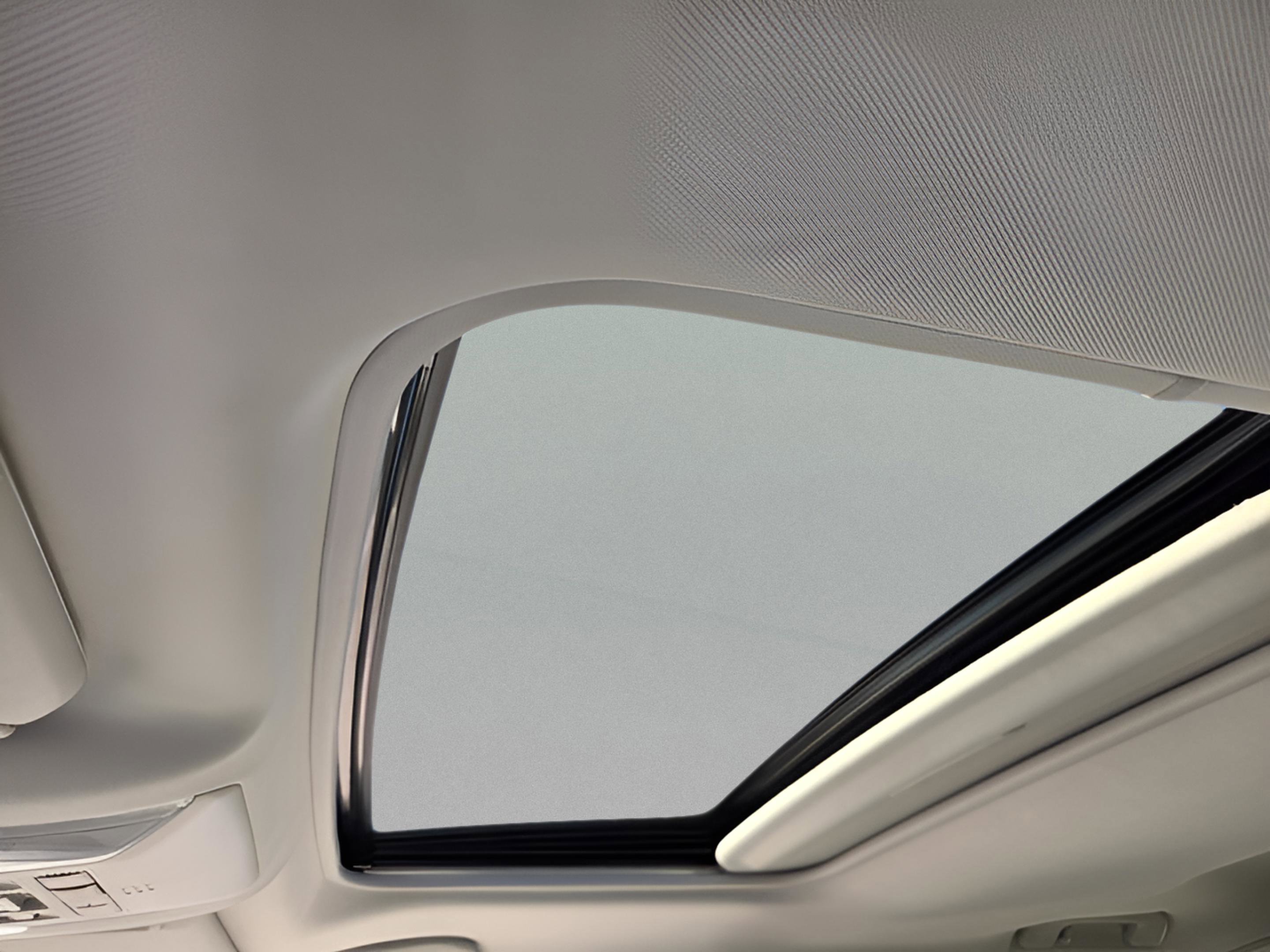 Certified 2021 Toyota RAV4 XLE Premium FWD image 15