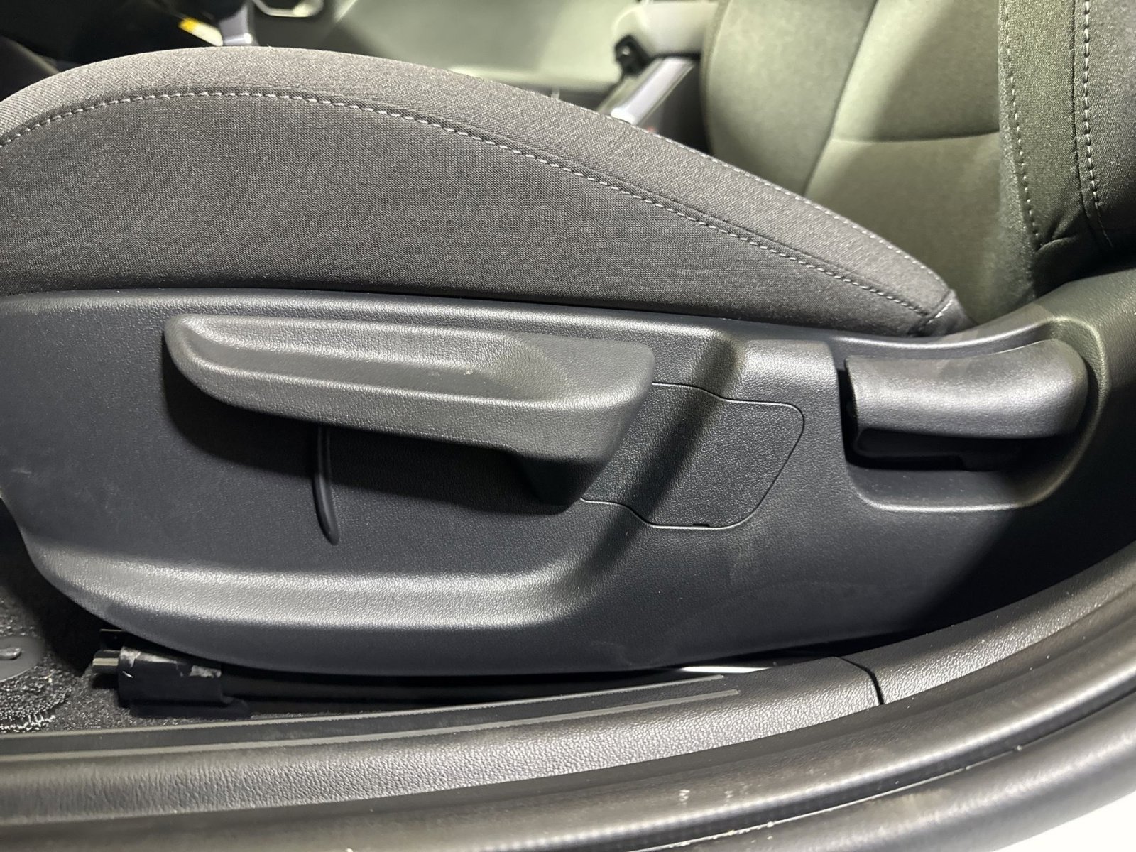 New 2025 Kia K4 LXS image 14