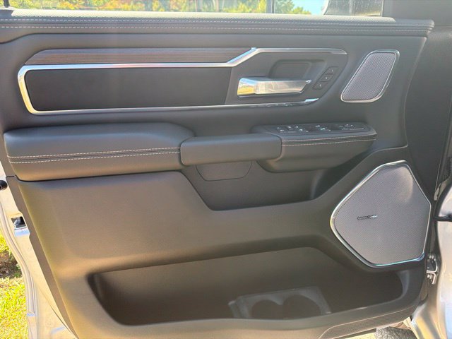 New 2027 RAM 1500 Laramie w/ Night Edition AWD/4WD image 20