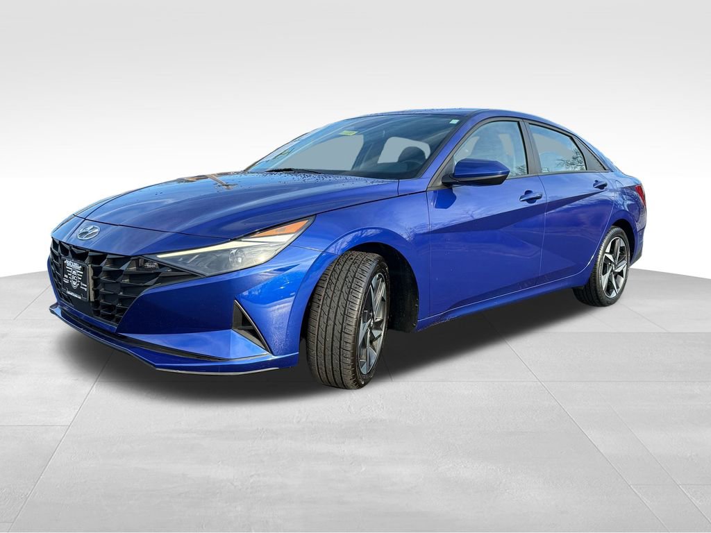 Used 2023 Hyundai Elantra SEL w/ Convenience Package image 7