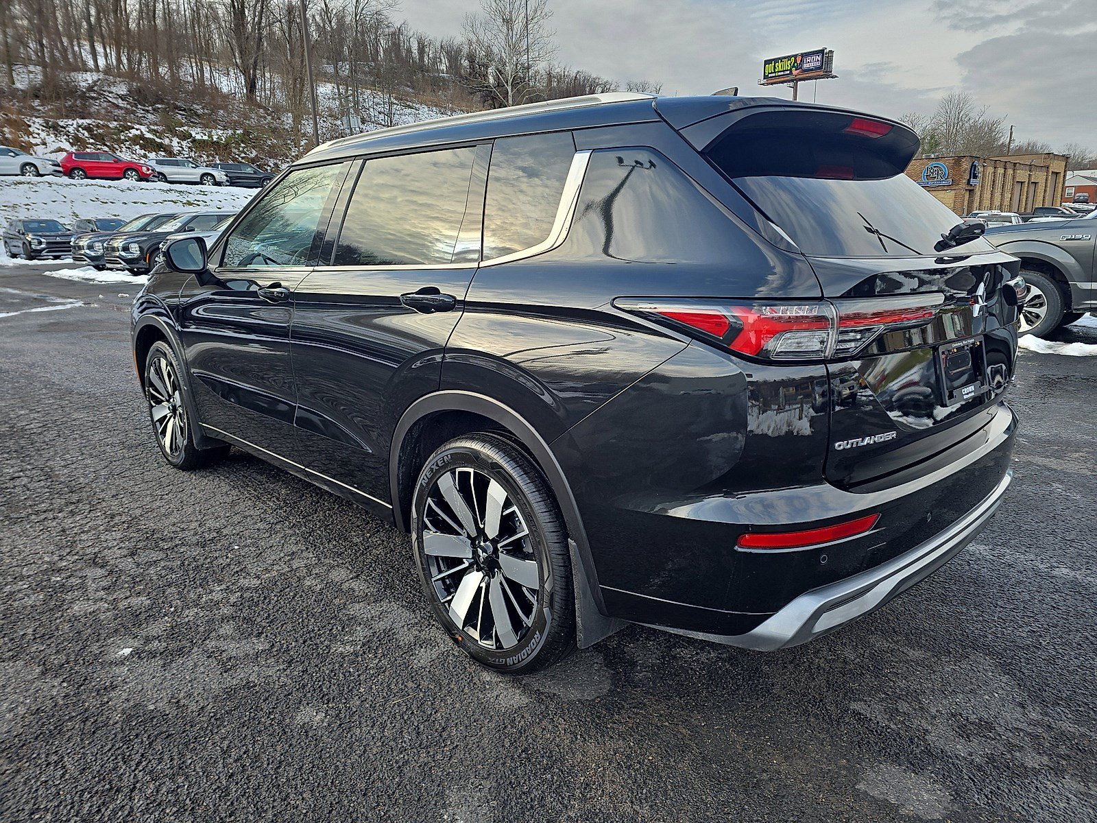 New 2026 Mitsubishi Outlander SEL AWD/4WD image 6