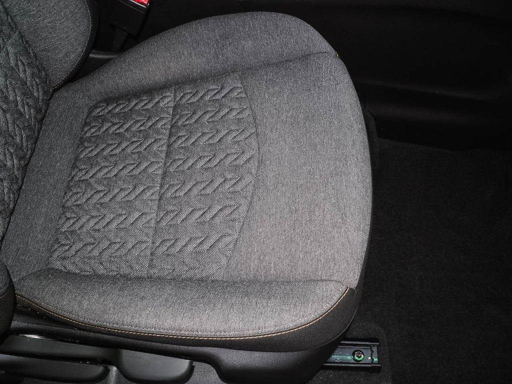 Certified 2024 Chevrolet Equinox LT FWD image 13