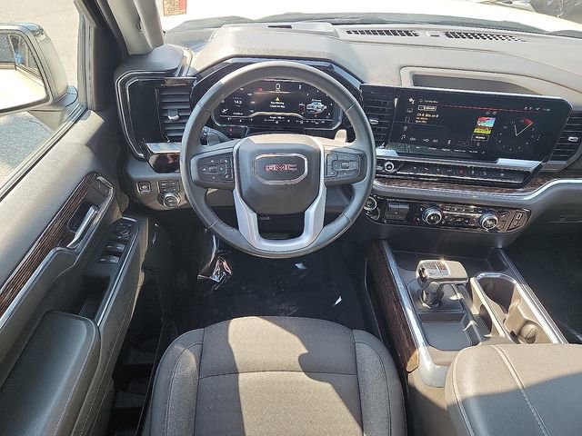 Used 2024 GMC Sierra 1500 Elevation w/ Preferred Package AWD/4WD image 11