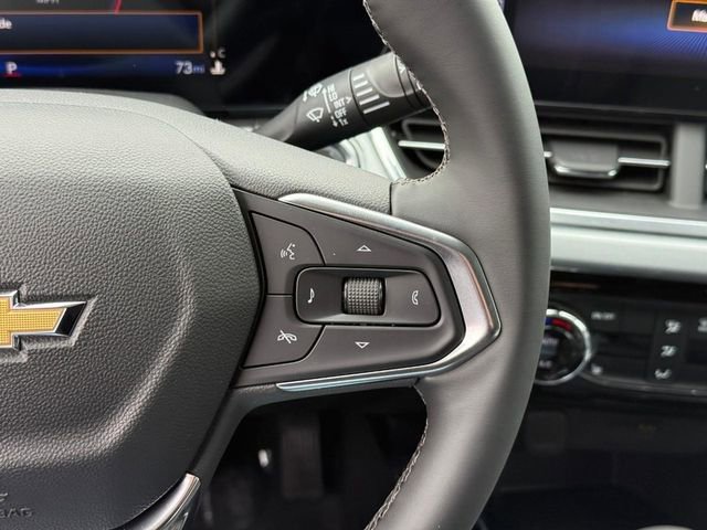 Used 2025 Chevrolet Trax LT w/ Driver Confidence Package image 19