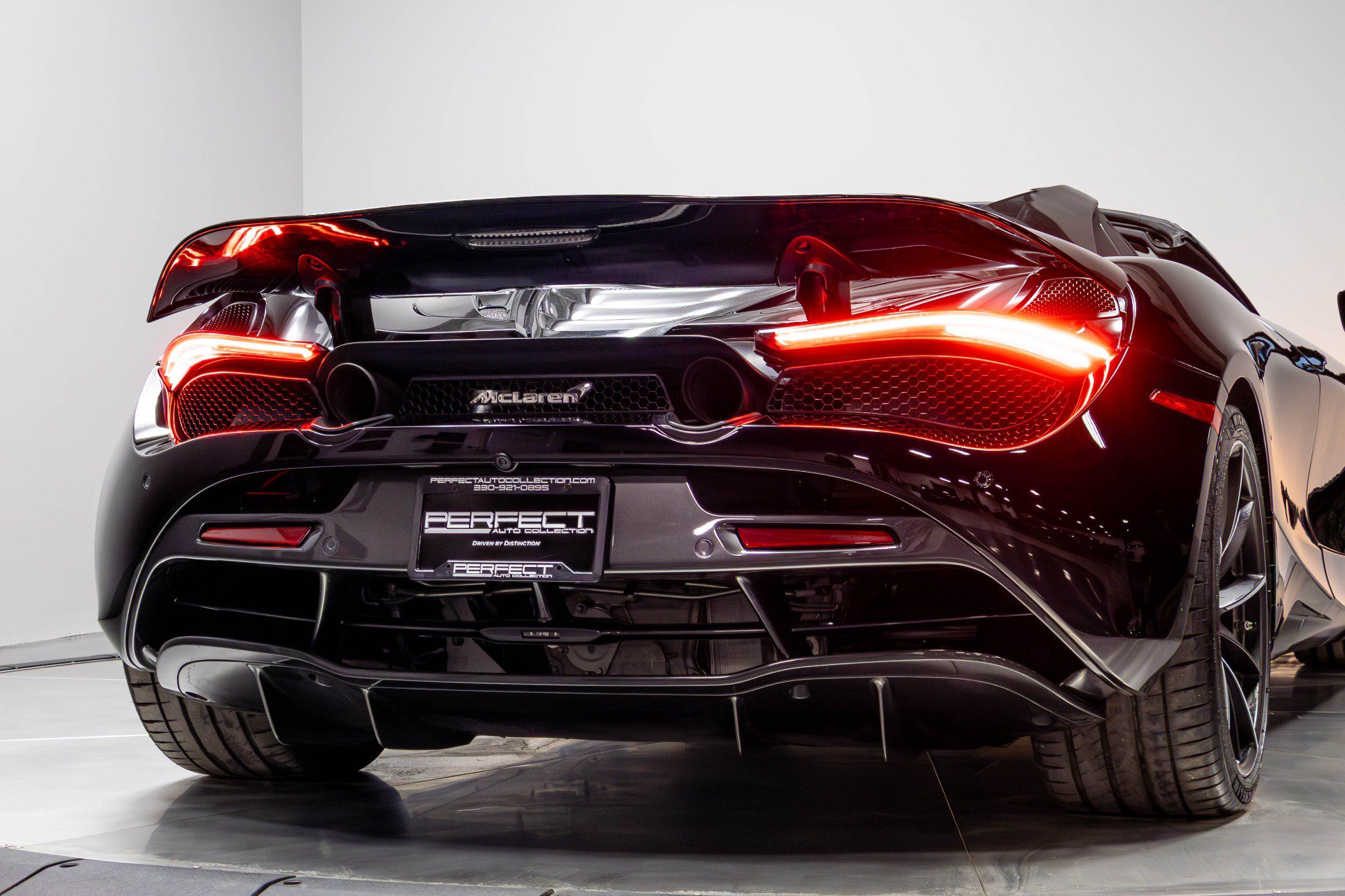 Used 2019 McLaren 720S Luxury RWD image 84