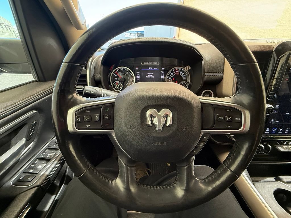 Used 2020 RAM 1500 Laramie AWD/4WD image 19