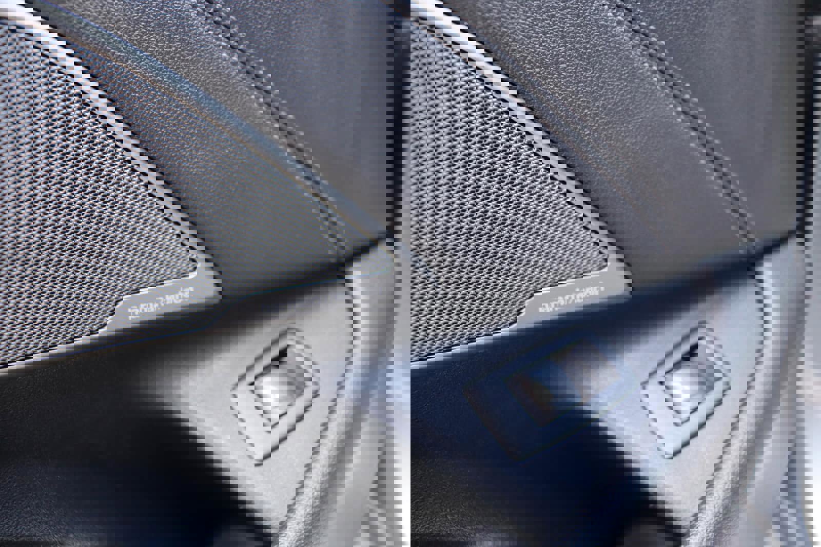 Used 2021 BMW 530i w/ M Sport Package image 26