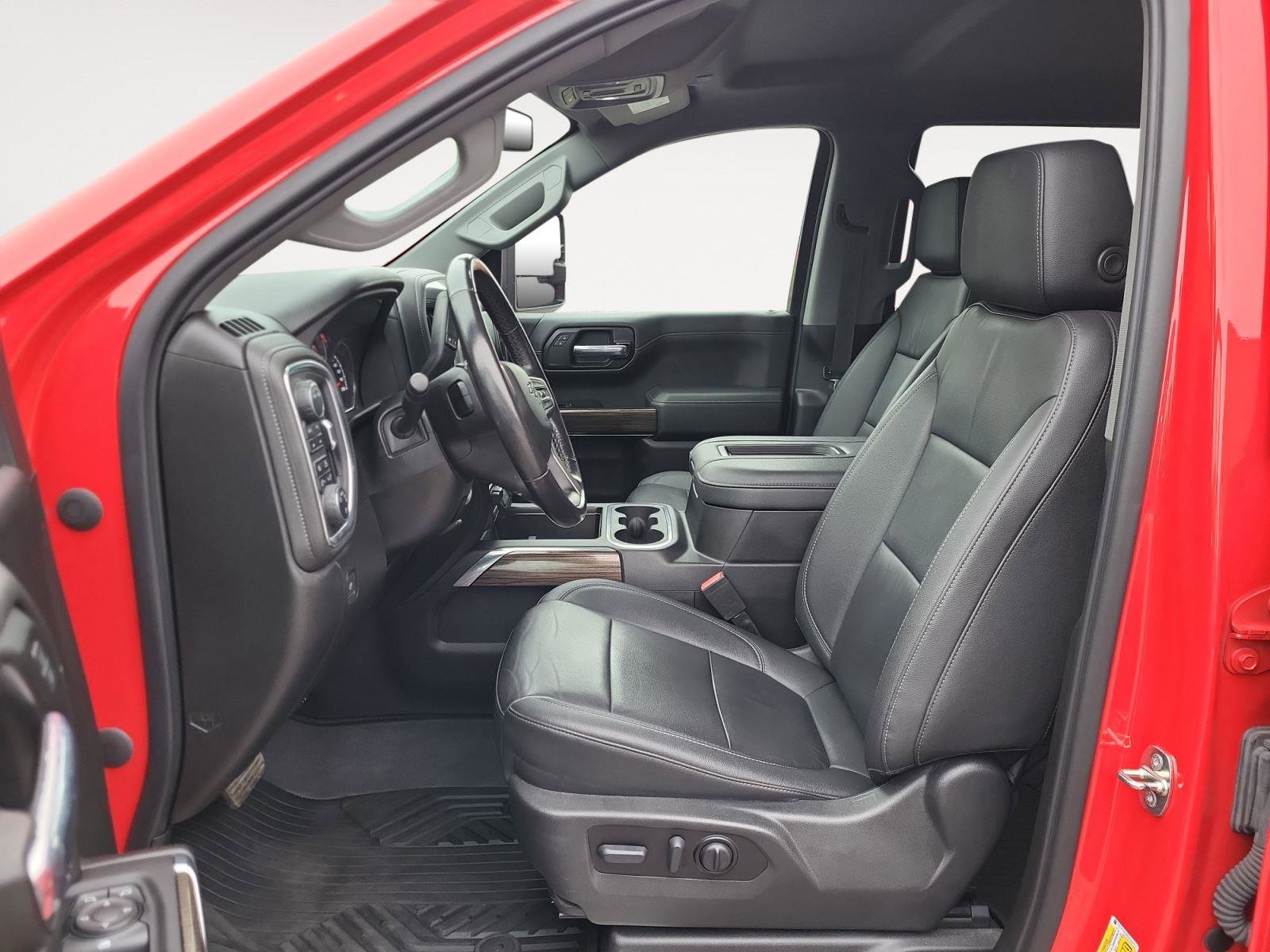 Used 2022 Chevrolet Silverado 1500 LT Trail Boss w/ Convenience Package II image 11