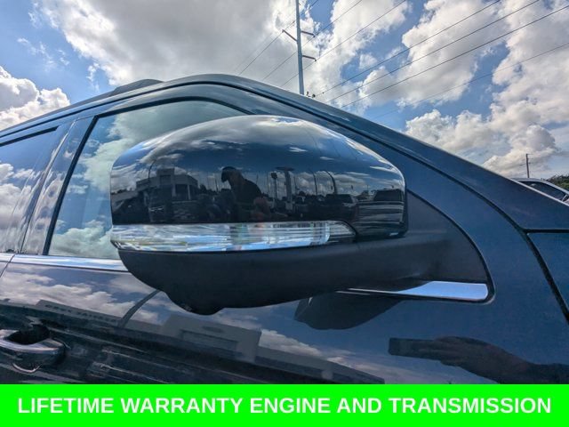 Used 2025 Ford Expedition Active AWD/4WD image 13