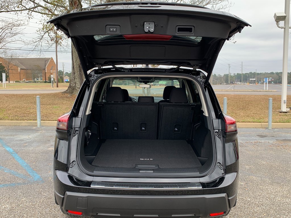 New 2026 Nissan Rogue SV image 5