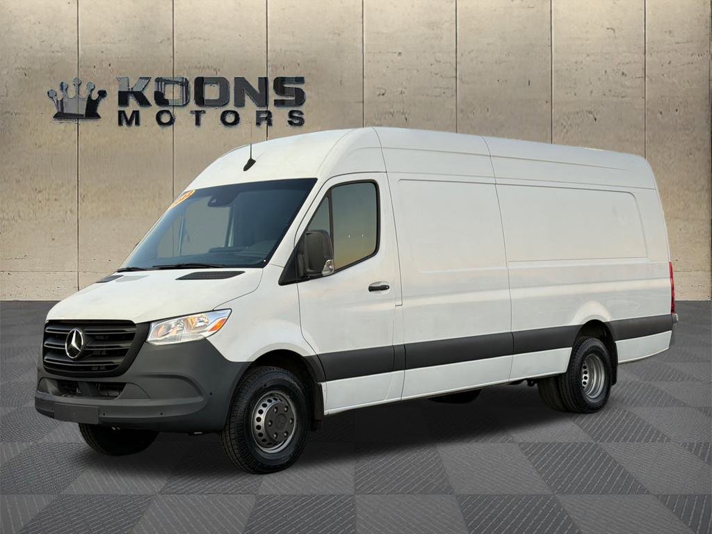 Used 2022 Mercedes-Benz Sprinter 3500 image 1