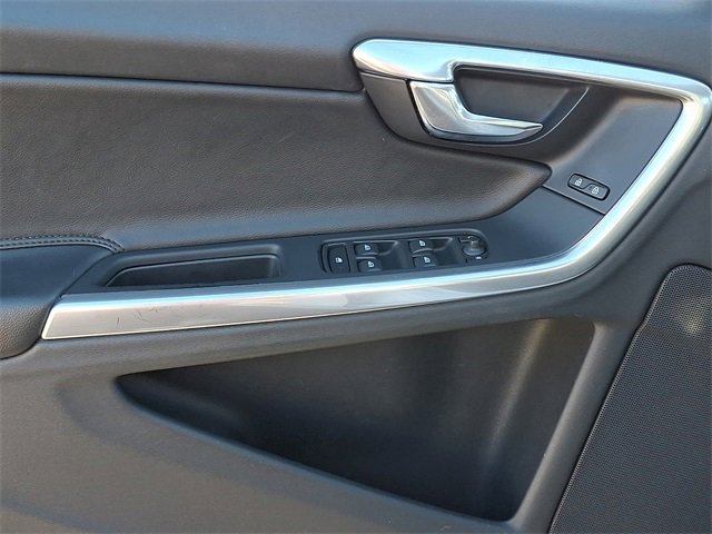 Used 2016 Volvo S60 T5 Premier w/ Protection Package image 12