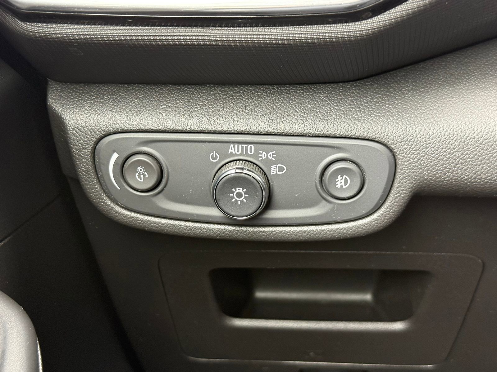 Certified 2021 Chevrolet TrailBlazer LT w/ Convenience Package AWD/4WD image 35