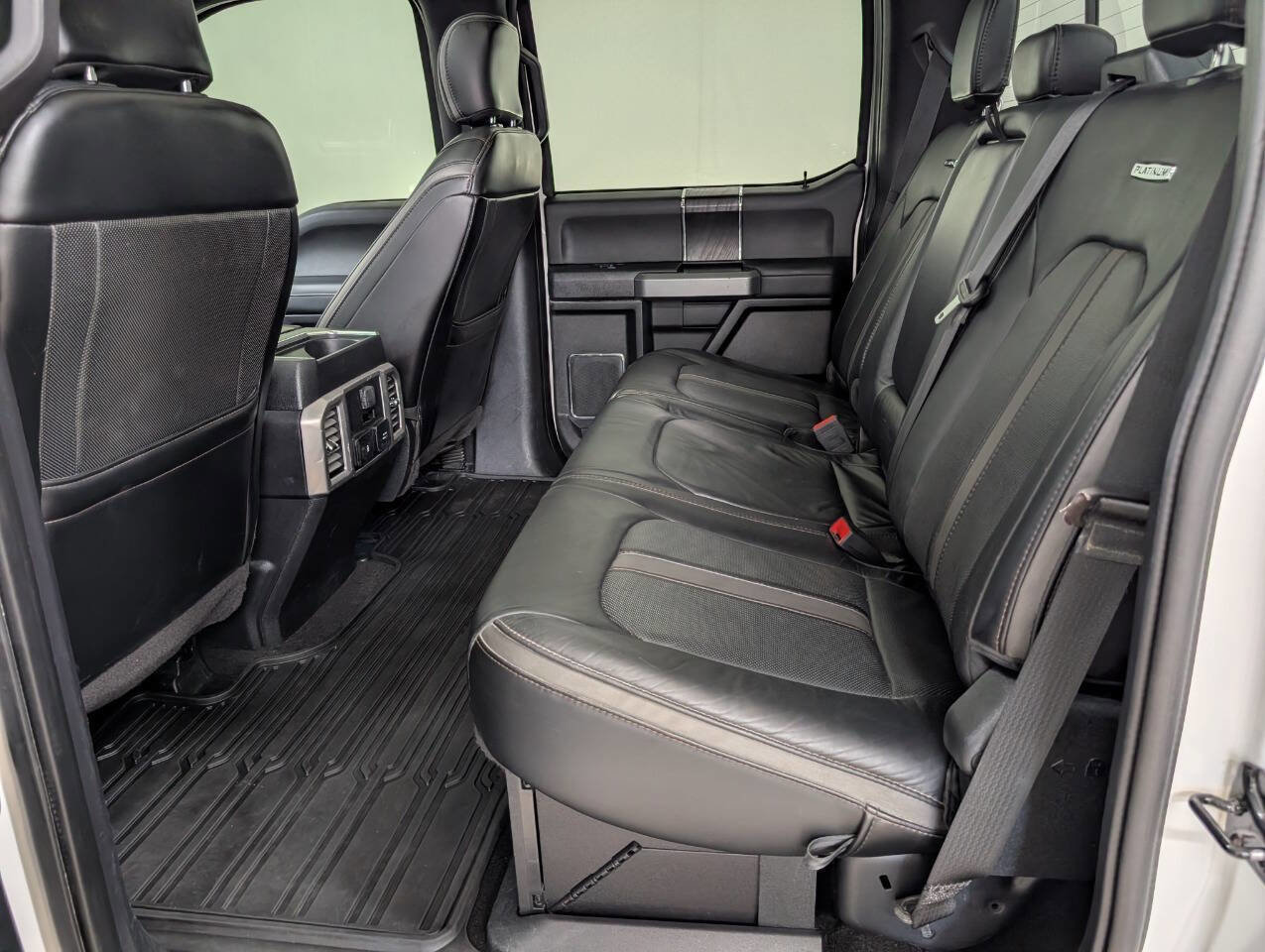 Used 2019 Ford F250 Platinum w/ Platinum Ultimate Package image 15