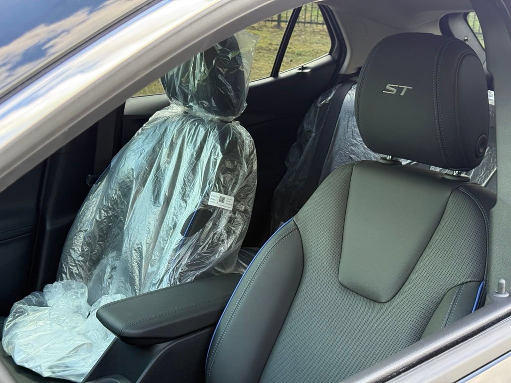 New 2026 Buick Encore GX Sport Touring w/ Advanced Technology Package FWD image 15